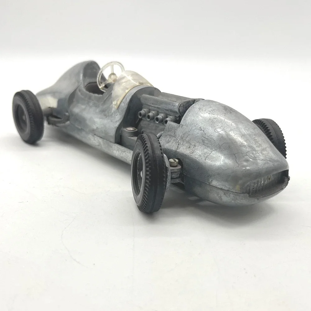 Hubley 1950s 852K-300 Metal Model Kit Unpainted Indianapolis 500 Racer Car
